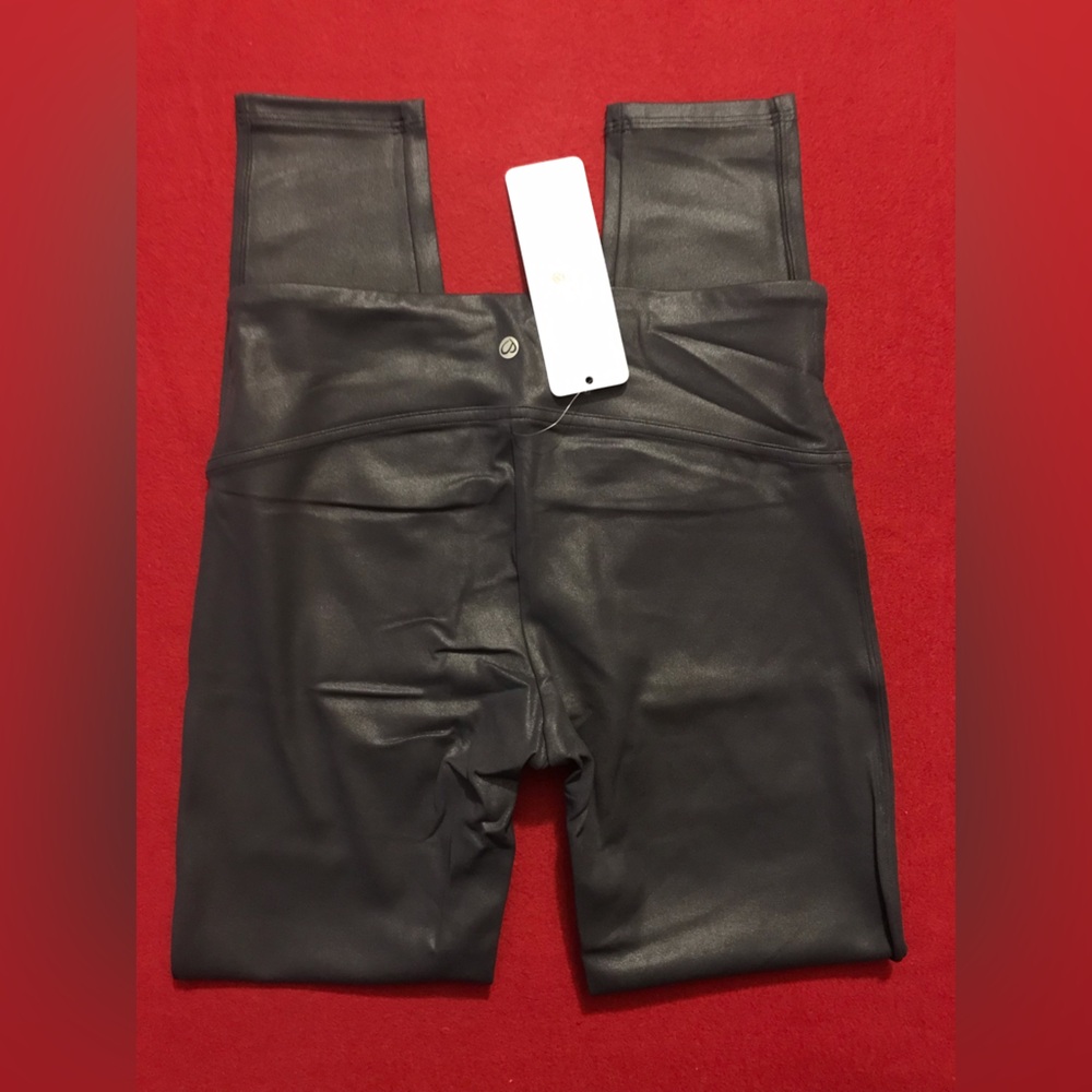 NWT CRZ YOGA Butterluxe Matte Faux Leather Leggings - Picture 2 of 14